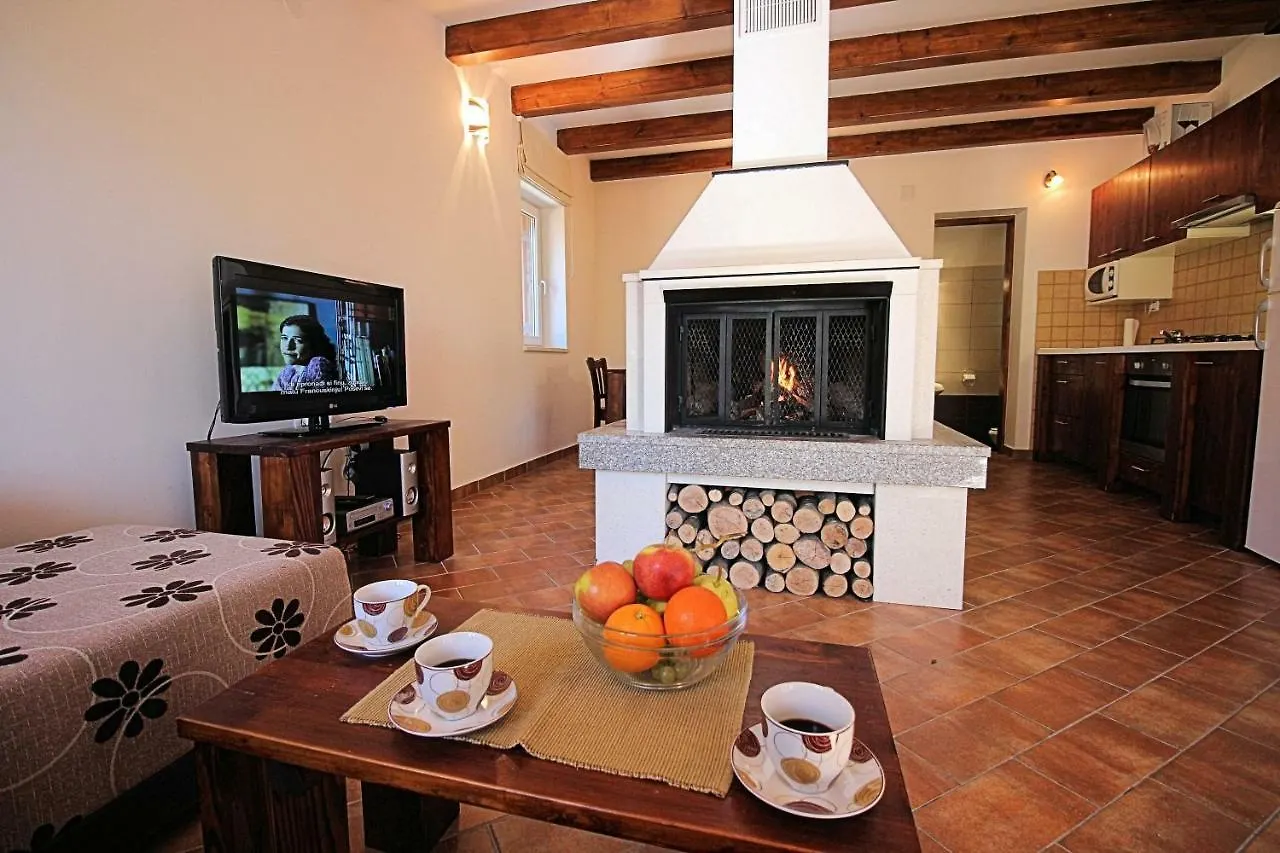 Chalet House Marko Breze Ledenice Croatia